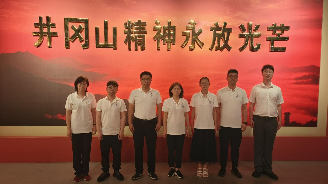 日本成人电影
赴南昌、井冈山开展党性教育活动